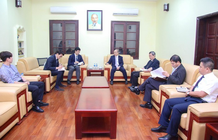 OCA to discuss with Vietnam project on training athletes in startup  - ảnh 1