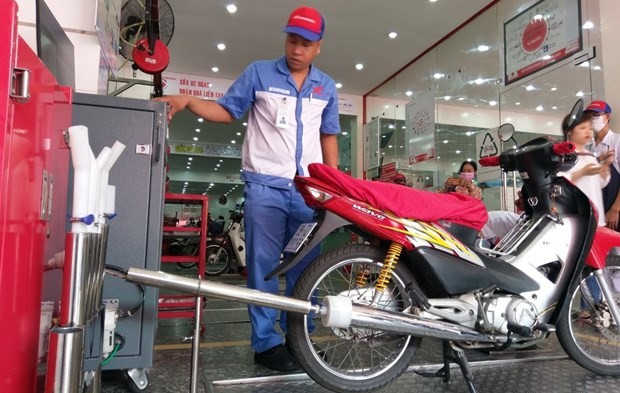 Hanoi offers free emission evaluation on old motorbikes - ảnh 1
