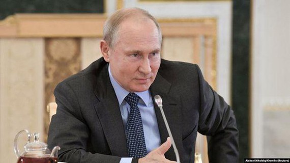 President Putin talks by phone with world leaders on Ukraine crisis - ảnh 1