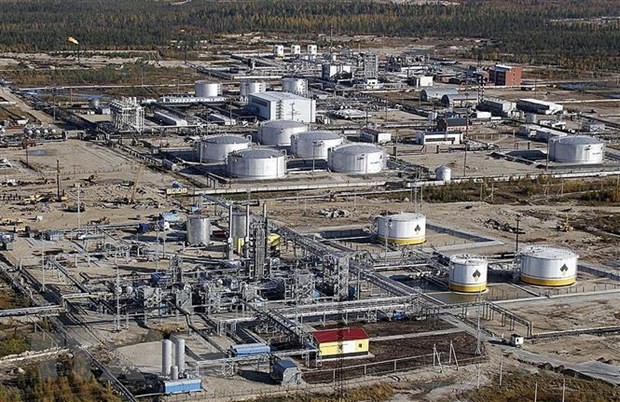 Russia stick with oil cut of 500,000 bpd till end of 2023 - ảnh 1