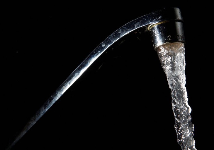 Nearly half of US drinking water may contain toxic 'forever chemicals' - ảnh 1