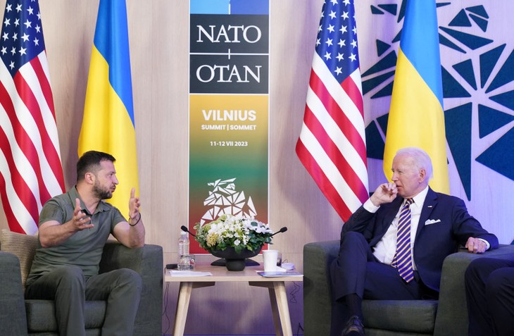 Ukraine, US start talks on security guarantees, official says - ảnh 1