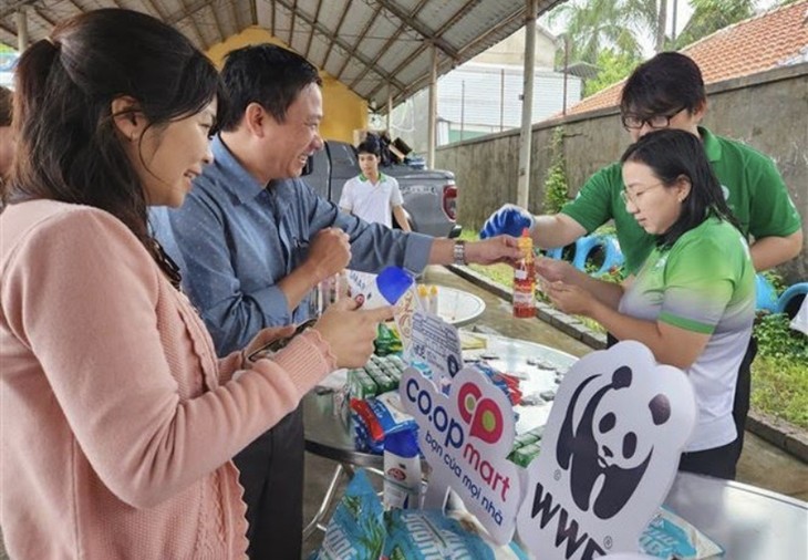 App on waste sorting, collection launched in Hue - ảnh 1