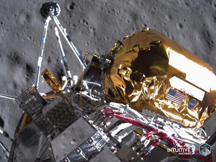 Odysseus moon lander will cease working after sideways landing - ảnh 1