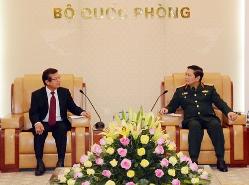 Jenderal Ngo Xuan Lich menerima Sekretaris Negara, Kementerian Dalam Negeri Kamboja - ảnh 1