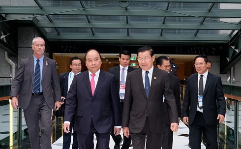 PM Nguyen Xuan Phuc memulai aktivitas – aktivitas dalam kehadiran KTT Istimewa ASEAN – Australia - ảnh 1
