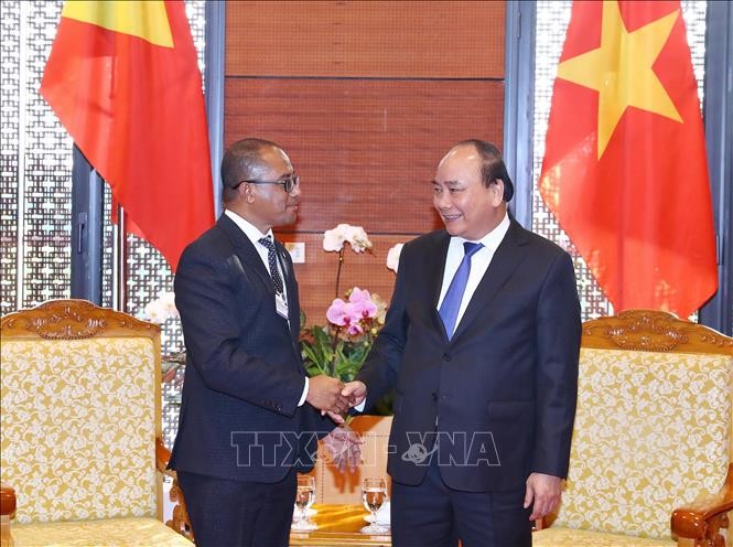 PM Vietnam, Nguyen Xuan Phuc menerima Menteri Luar Negeri dan Kerjasama Timor-Leste, Dionisio Babo Soares - ảnh 1