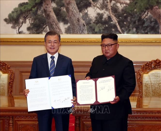 Pertemuan puncak antar-Korea: Media RDRK berseru supaya menyatukan kembali dua bagian negeri Korea - ảnh 1