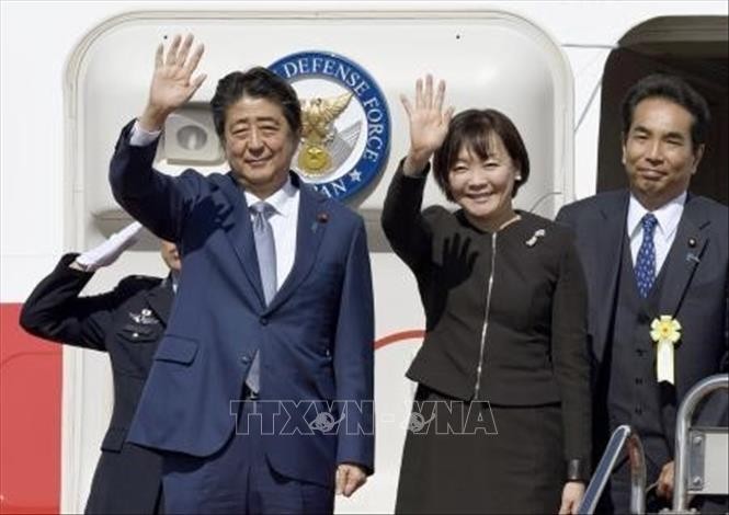 PM Jepang, Shinzo Abe memulai kunjungan di negara-negara Asia Tenggara dan Oseania - ảnh 1