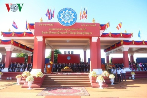 Kamboja memperingati ultah ke-40 Berdirinya Front Persatuan Nasional dan Penyelamatan Tanah Air - ảnh 1