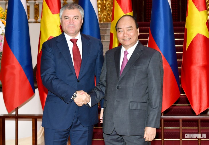 Aktivitas Ketua Duma Negara Rusia, Vyacheslav Viktorovich Volodin dalam kunjungan resmi di Vietnam - ảnh 1