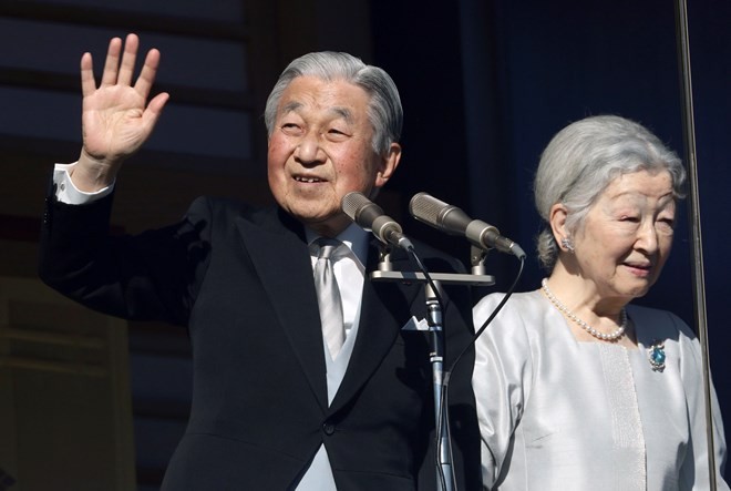Kaisar Akihito menyampaikan pesan Tahun Baru terakhir sebelum lengser - ảnh 1