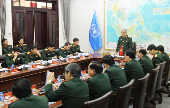 Vietnam dengan aktif mempersiapkan Regu Pasukan Zeni ikut serta pada tindakan penjagaan perdamaian PBB - ảnh 1