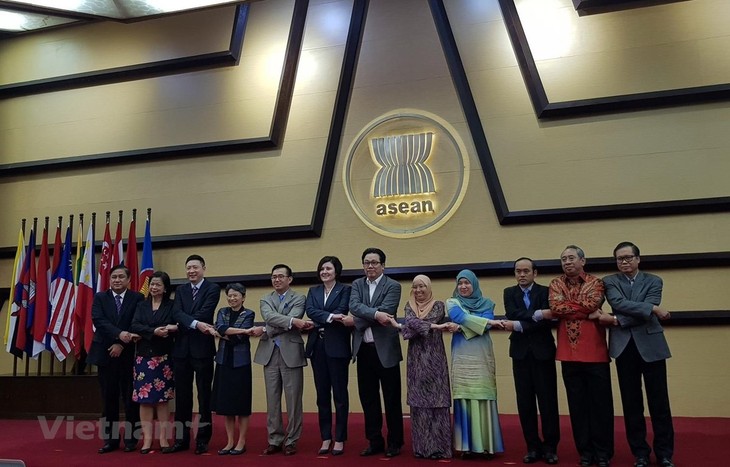Sidang ke-7 Komite Kerjasama Bersama ke-7 ASEAN – Kanada  - ảnh 1