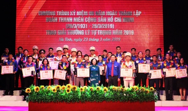 Daerah-daerah memperingati Hari Berdirinya Liga Pemuda Komunis Ho Chi Minh - ảnh 1