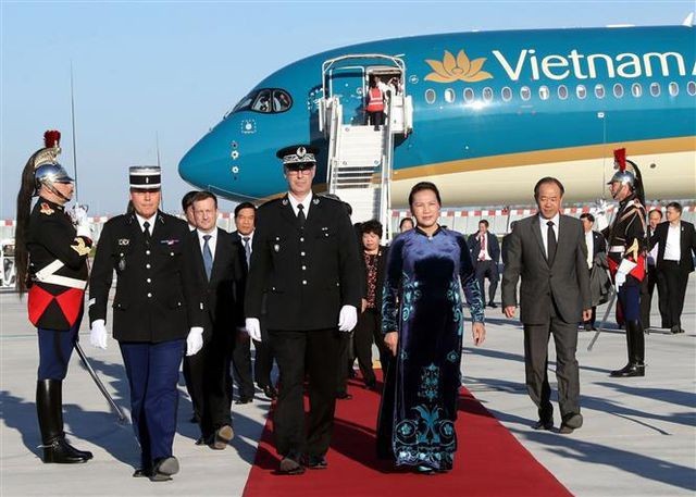 Ketua MN Vietnan, Nguyen Thi Kim Ngan melakukan kunjungan resmi di Perancis - ảnh 1