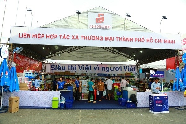 Pekan Raya dan Pameran barang Viet Nam memuliakan produk inovasi teknologi - ảnh 1