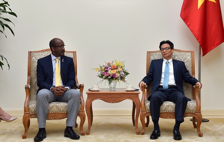 Deputi PM Vietnam, Vu Duc Dam menerima Wakil Presiden Republik Seychelles - ảnh 1