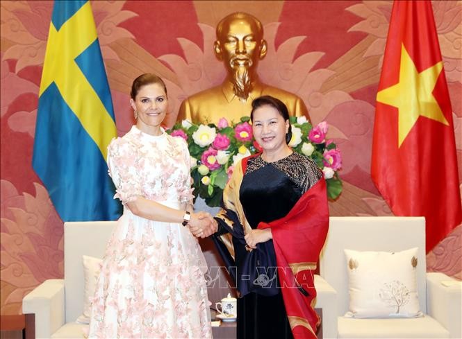 Ketua MN Vietnam, Nguyen Thi Kim Ngan menerima Putri Mahkota Swedia, Victoria Ingrid Alice Desiree  - ảnh 1