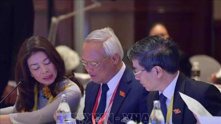 Wakil ketua MN Vietnam, Uong Chu Luu menghadiri Pertemuan antara para Pemimpin AIPA-ASEAN di Thailand - ảnh 1