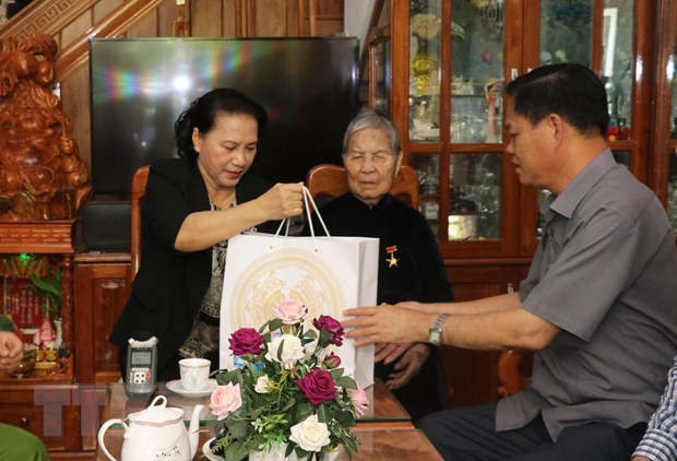 Ketua MN  Vietnam, Nguyen Thi Kim Ngan melakukan kunjungan kerja di Provinsi Phu Yen - ảnh 1