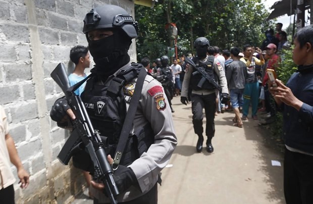 Polisi Indonesia mengganyang intrik pemboman pada Hari Nasional - ảnh 1