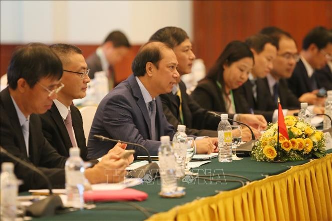 Pembukaan sidang SOM Komisi gabungan ke-17 tentang kerjasama ekonomi, kebudayaan, ilmu pengetahuan dan teknologi Vietnam-Kamboja - ảnh 1