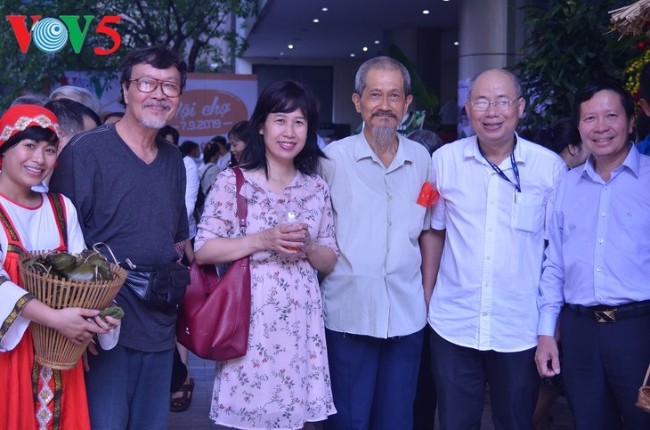 Pekan Raya VOV yang menggembirakan untuk menyambut ultah ke-74  Berdirinya Radio Suara  Vietnam   - ảnh 12