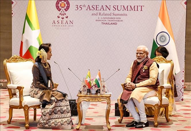 India dan Myanmar membahas penguatan kerjasama bilateral - ảnh 1