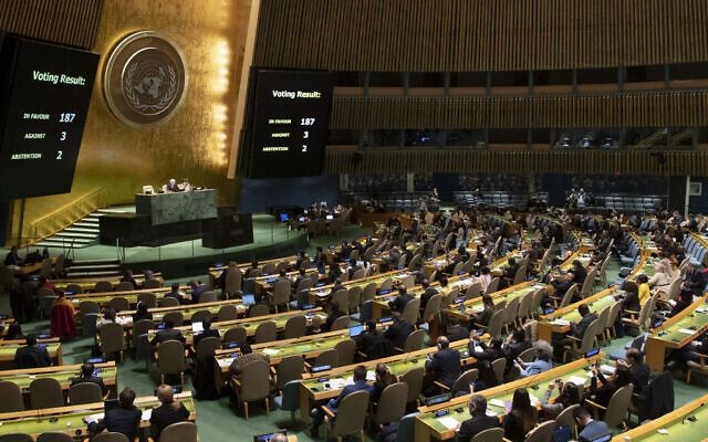 MU PBB mengesahkan resolusi yang berseru kepada AS supaya menghentikan embargo terhadap Kuba - ảnh 1