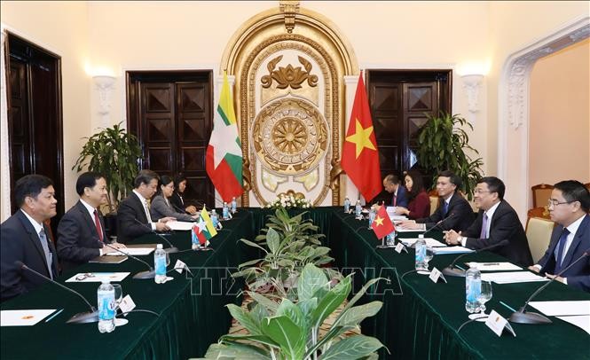 Konsultasi Politik Tahunan ke-8 Tingkat Deputi Menlu Vietnam-Myanmar - ảnh 1