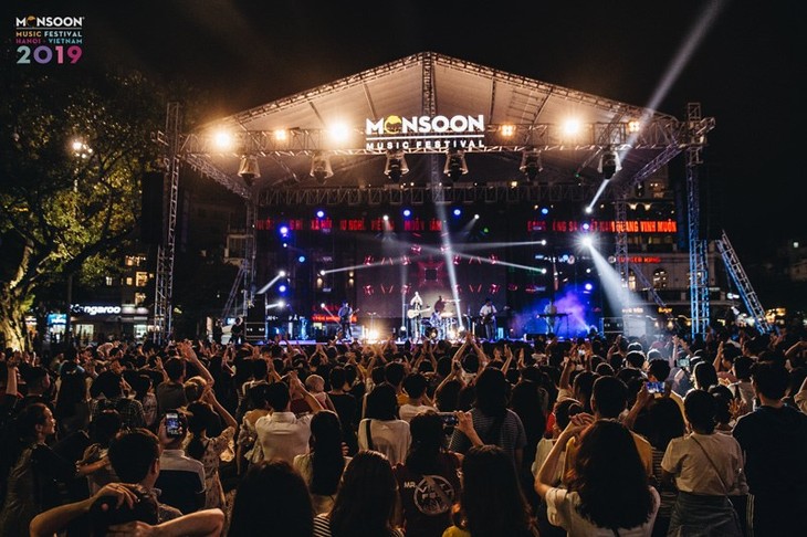 Memperkenalkan festival musik bertaraf internasional yang diadakan di Vietnam - ảnh 1