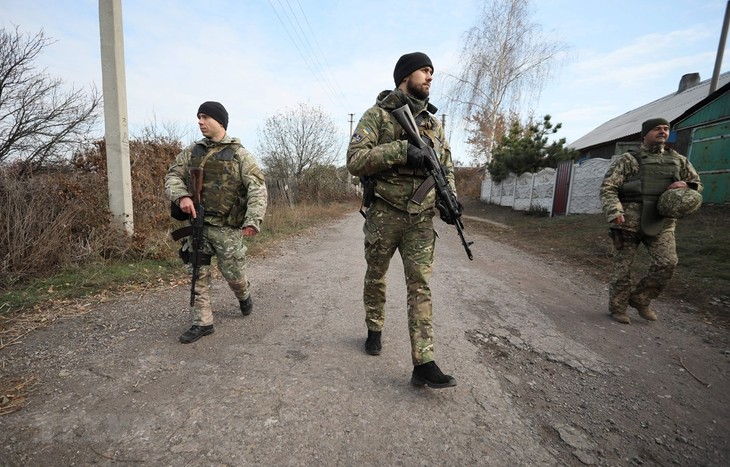 Menlu Rusia menyerukan supaya mengadakan dialog langsung antara Pemerintah Kiev dan kawasan Donbass - ảnh 1