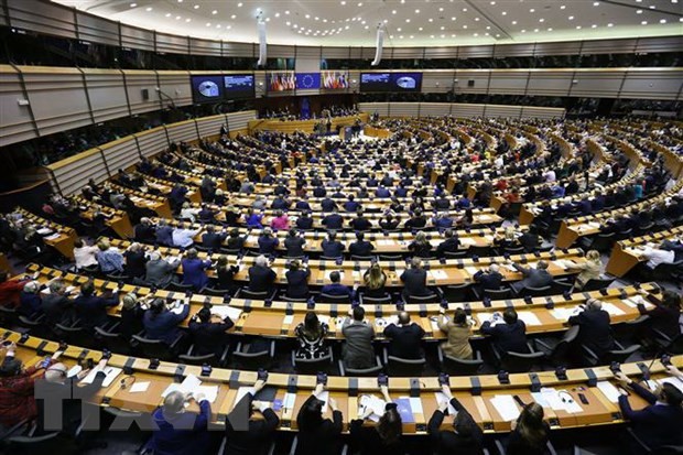 Masalah Brexit: 27 anggota Uni Eropa resmi menandatangani permufakatan keluarnya Inggris dari Uni Eropa - ảnh 1