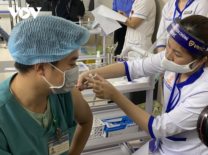 Vietnam Siap Penyuntikan Vaksin Covid-19 yang Diperluas - ảnh 1