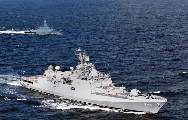 India Kerahkan 4 Kapal Perang ke Laut Timur untuk Berpartisipasi dalam Banyak Latihan Perang Bilateral - ảnh 1