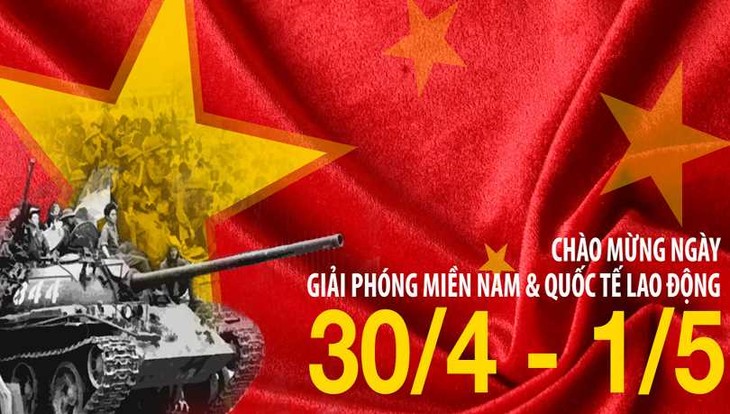 Perkenalan Sepintas tentang Makna Hari Pembebasan Vietnam Selatan 30 April dan Wisata Petualangan dengan Helikopter di Kompleks Lanskap Trang An - ảnh 1
