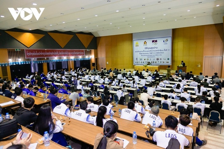 Pelepasan Kontingen Olahraga Laos ke SEA Games 31 - ảnh 1
