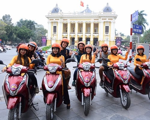 Perkenalan Sepintas tentang Kampanye Donor Darah Sukarela Terbesar di Vietnam dan Tur Sepada Motor untuk Temukan Kuliner, Budaya, dan Kehidupan di Ibu Kota Hanoi - ảnh 2