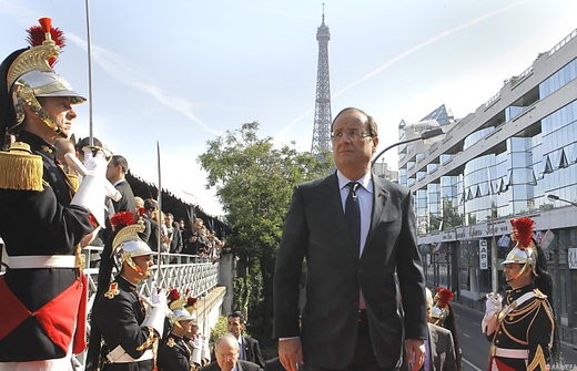 Die ersten 100 Tage des französischen Präsidenten Francois Hollande - ảnh 1