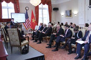 US-Unternehmen bekräftigen ihre langjährige Tätigkeit in Vietnam - ảnh 1