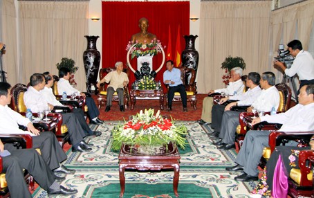 KPV-Generalsekretär Nguyen Phu Trong besucht die Provinz Dong Nai - ảnh 1