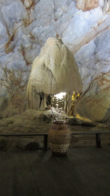 Die Schönheit der Thien Duong-Höhle - ảnh 4
