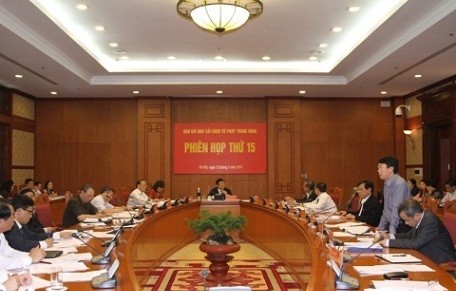 Mitglieder der Abteilung für Justizreform kommen zur 15. Sitzung zusammen - ảnh 1