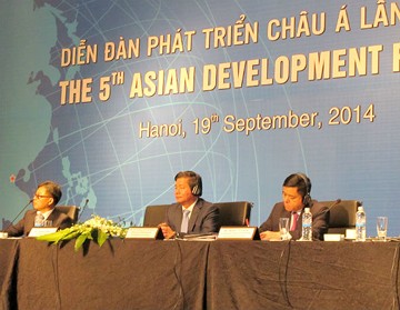 Vietnam ist Gastgeberland des 5. asiatischen Entwicklungsforums - ảnh 1