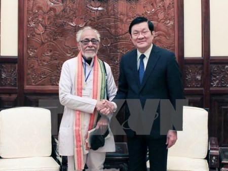 Staatspräsident Truong Tan Sang empfängt Vorsitzenden der Komission für Solidarität zwischen Vietnam - ảnh 1