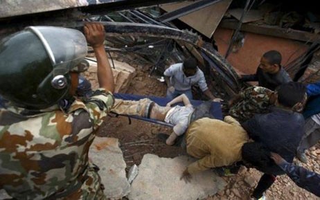 Länder unterstützen Nepal zur Bewältigung der Folgen des Erdbebens - ảnh 1