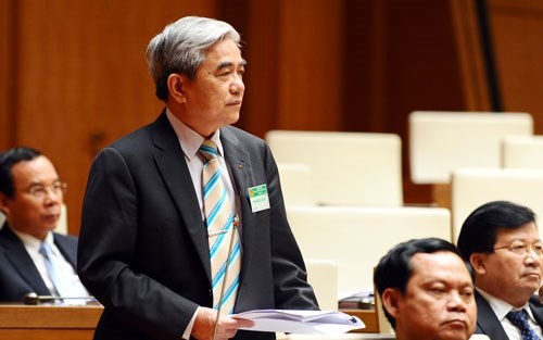 Wissenschaftsminister Nguyen Quan beantwortet Fragen der Abgeordneten - ảnh 1