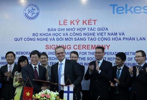 Vietnamesisches Wissenschaftsministerium unterzeichnet Vereinbarung mit finnischer Stiftung - ảnh 1