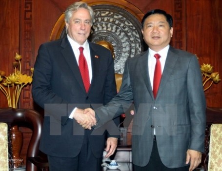 Leiter von Ho Chi Minh Stadt empfängt den Hohen Berater des US-Außenministers - ảnh 1